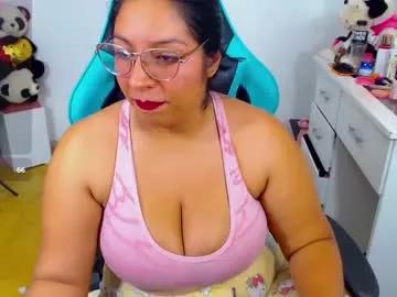 Lulu_f1 from Chaturbate