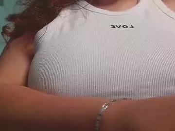 lulu_roseee from Chaturbate