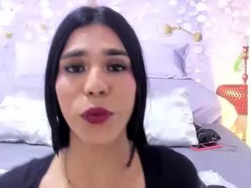 luluu_08 from Chaturbate