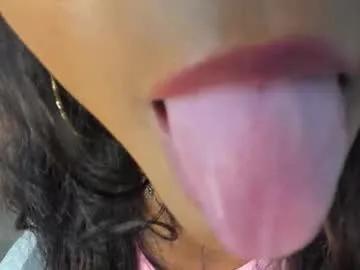 luna_moretti from Chaturbate is Freechat