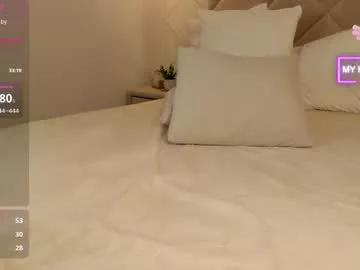 luunnmoon from Chaturbate