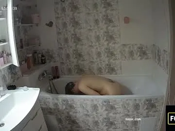 Luuvteam from Chaturbate