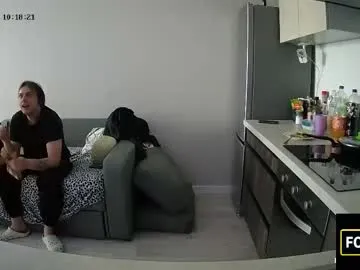 Luuvteam from Chaturbate