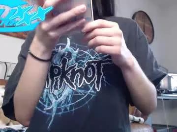 luxxxthefox from Chaturbate