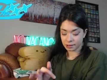 luxxxthefox from Chaturbate