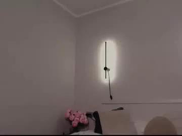 ly_lydia from Chaturbate