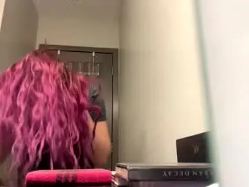 lynnkitten69000 on Chaturbate 