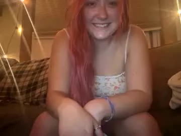 lynnkitten69000 on Chaturbate 