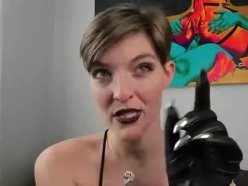madammezusa from Chaturbate
