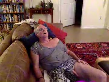 Madmanacrossthewater from Chaturbate