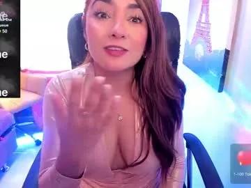 maggiebrownn from Chaturbate