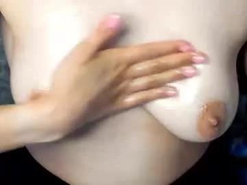 maggiecake from Chaturbate