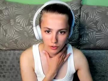 maggiecake from Chaturbate