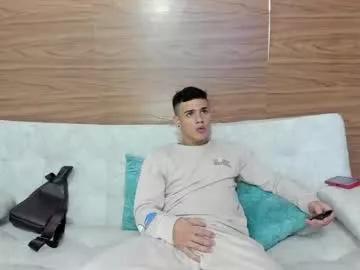 Magnificent_star18 from Chaturbate