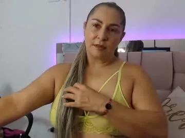 maja_hills from Chaturbate