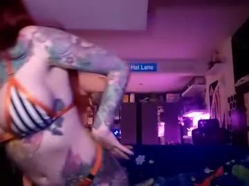 Makaylamoonn from Chaturbate