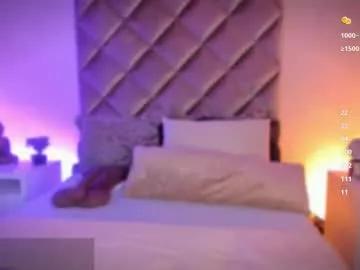 malaia_hills from Chaturbate