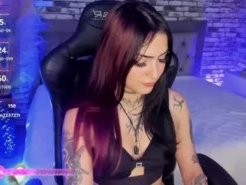mallory_dietlinde from Chaturbate
