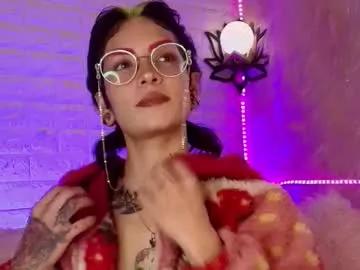 Mamushka_ from Chaturbate