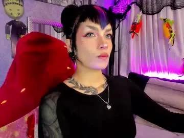 Mamushka_ from Chaturbate