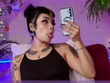 Mamushka_ from Chaturbate