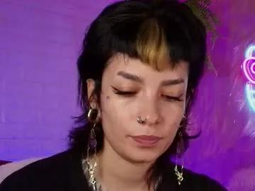 Mamushka_ from Chaturbate