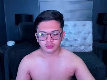 masarapkahitwalang_sauce18 on Chaturbate 