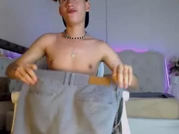 matteo_white1 from Chaturbate