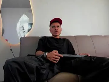 matthewcullenn on Chaturbate 