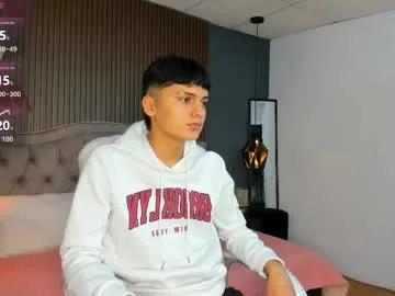 maxii18_ from Chaturbate is Freechat