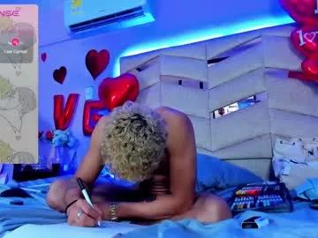 Maximo_romano from Chaturbate