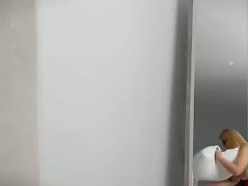 maya_collins_ on Chaturbate 