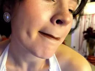 Medea_allure from Chaturbate