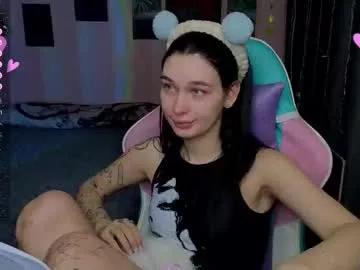 mella_freya from Chaturbate
