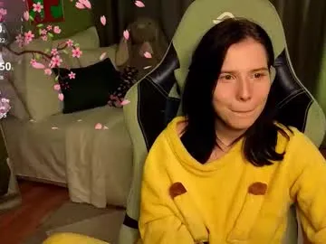 Mellhyees from Chaturbate