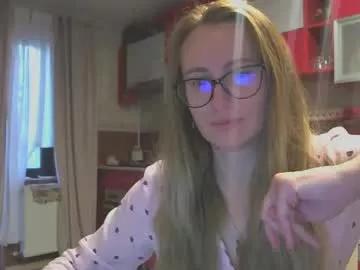 melly_rosey from Chaturbate