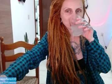 mesmerizing_tati333 from Chaturbate