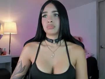 Miaagomez from Chaturbate