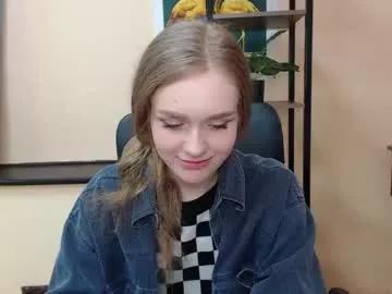 Discover mialonely from Chaturbate