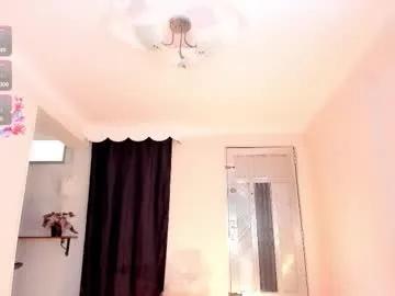 Miapink_ofi_ from Chaturbate