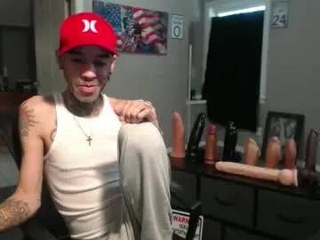 Michigan9000 from Chaturbate