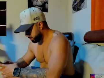 mikeblaree from Chaturbate