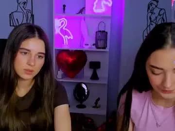 miki_nikki from Chaturbate