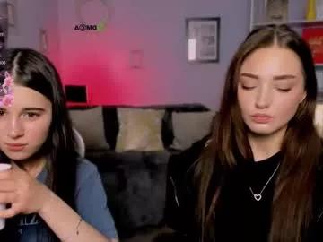 miki_nikki from Chaturbate