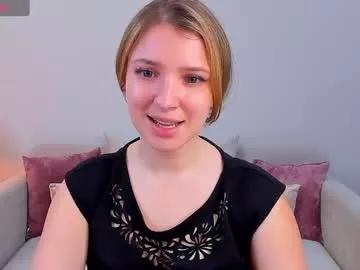 Milinafox from Chaturbate