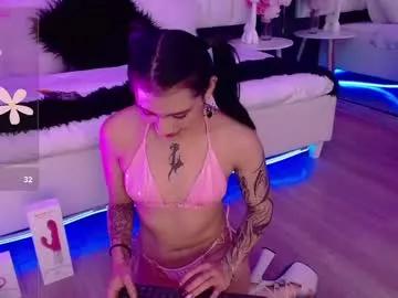 milla_davis from Chaturbate