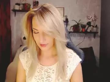 millaxqueen from Chaturbate