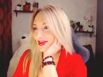 millaxqueen from Chaturbate