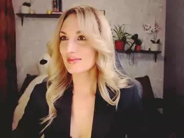 millaxqueen from Chaturbate