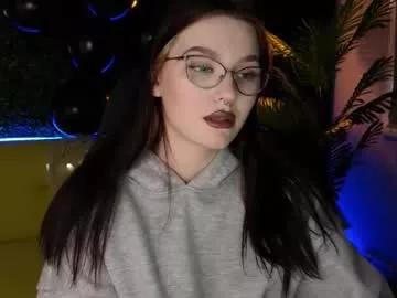 milliedoll from Chaturbate